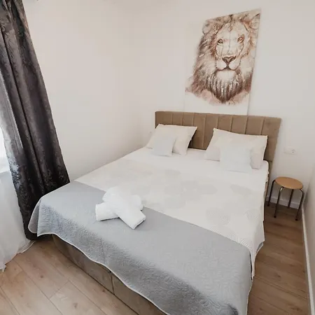 Taverna Apartment